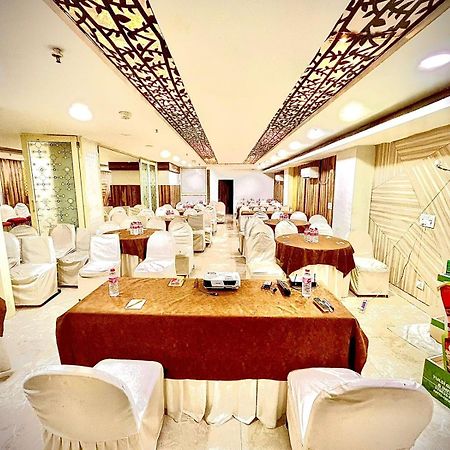 Hotel Spb 87 Near Karol Bagh Metro Station Delhi Exterior photo